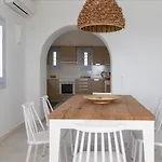 The Collection * Santa Maria (Paros)