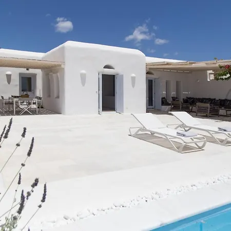 The Collection Santa Maria (Paros)