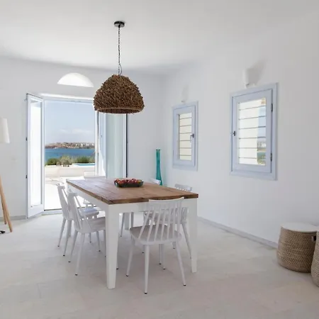 The Collection * Santa Maria (Paros)