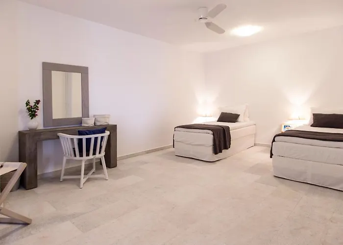 The Collection * سانتا ماريا