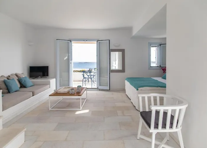 The Collection سانتا ماريا