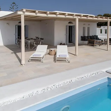 The Collection * Santa Maria (Paros)