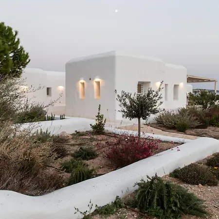 The Collection * Santa Maria (Paros)