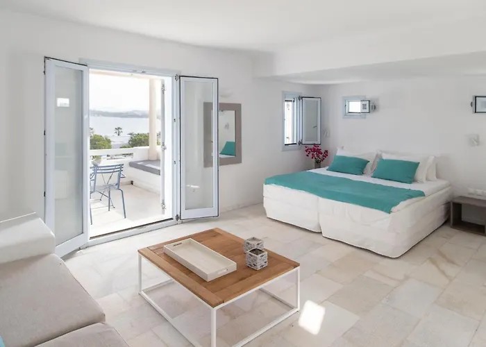 The Collection سانتا ماريا